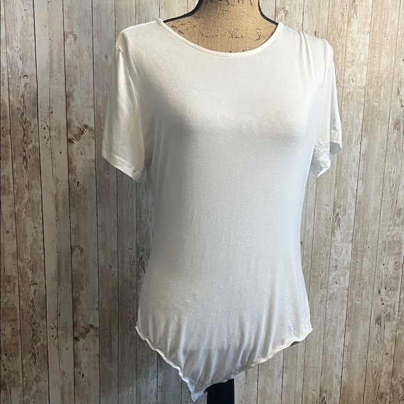 3/$15 ☮️ Elegant White Women's Body Suit T Shirt - Picture 1 of 3